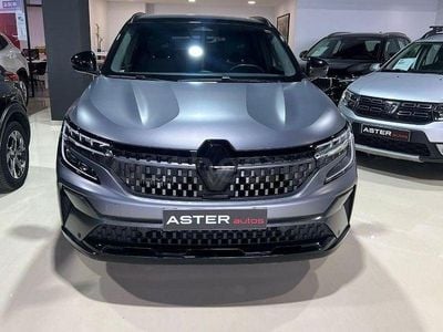 Usado Renault Austral Techno 158 CV (116 kW) 2023 Gris / plata SUV