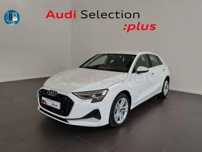 Usado Audi A3 Advanced 204 CV (150 kW) 2026 Blanco Berlina