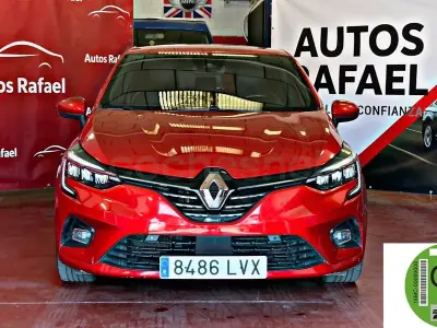 Usado Renault Clio V Zen 100 CV (73 kW) 2022 Rojo Berlina
