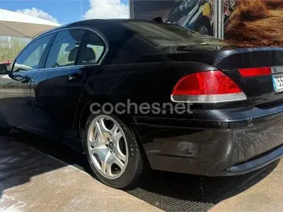 Usado BMW 745 333 CV (244 kW) 2002 Negro Berlina