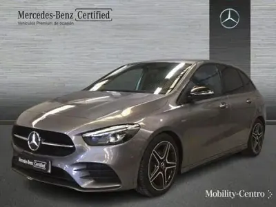 Usado Mercedes B200 149 CV (109 kW) 2021 Gris Utilitario