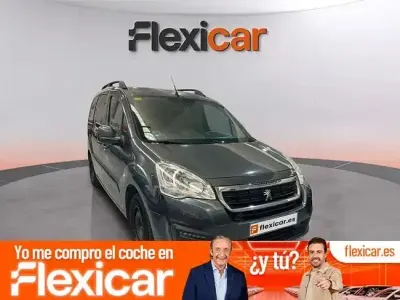 Usado Peugeot Partner Tepee Outdoor 100 CV (73 kW) 2018 Gris Monovolumen