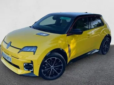 Usado Renault 5 E-Tech Iconic 110 kW (150 CV) 2024