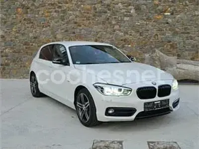 Usado BMW 118 Comfort Edition 136 CV (100 kW) 2015 Blanco Utilitario