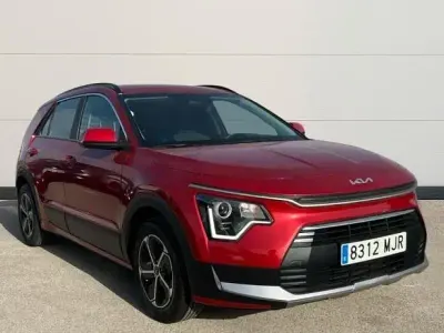 Usado Kia e-Niro 135 kW (184 CV) 2023 Rojo SUV