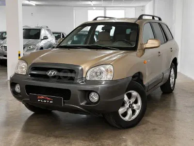 Usado Hyundai Santa Fe Comfort 125 CV (91 kW) 2005 Beige SUV