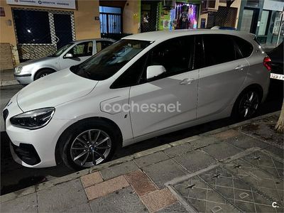 Usado BMW 225 Active Tourer iPerformance 224 CV (164 kW) 2018 Blanco Monovolumen