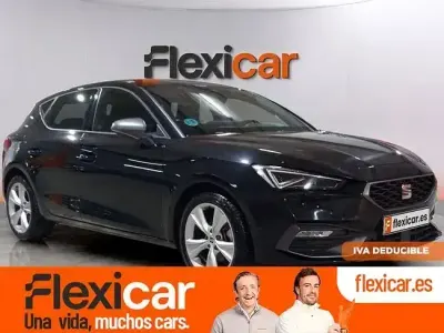 Usado Seat Leon FR 116 CV (85 kW) 2025 Negro