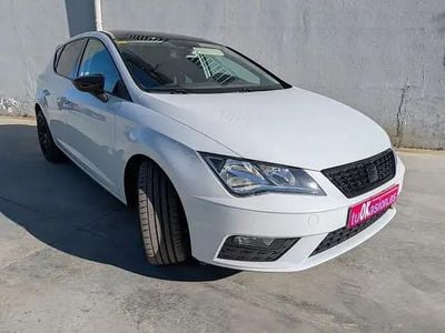 Begagnad Seat Leon Style 116 HK (85 kW) 2018 Vit Sedan