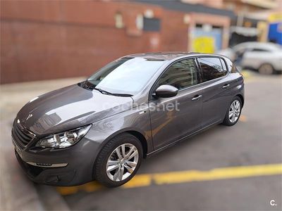 Usado Peugeot 308 Style 130 CV (95 kW) 2015 Gris / plata Berlina