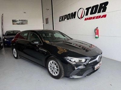 Usado Mercedes CLA200 Shooting Brake 150 CV (110 kW) 2021 Negro Familiar