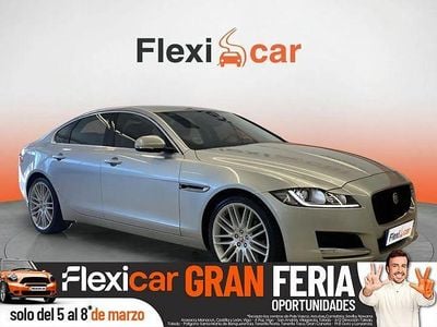 Usado Jaguar XF Portfolio 180 CV (132 kW) 2017 Gris Berlina