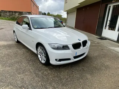 Usado BMW 318 143 CV (105 kW) 2011 Blanco Berlina
