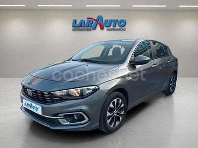 Usado Fiat Tipo City Life 101 CV (74 kW) 2022 Gris / plata Berlina