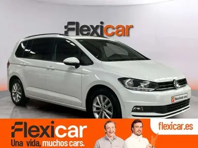 Używany VW Touran Edition 116 KM (85 kW) 2018 Biały Minivan