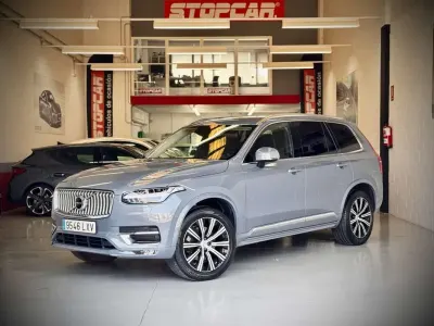 Usado Volvo XC90 Inscription 235 CV (172 kW) 2022 Gris SUV