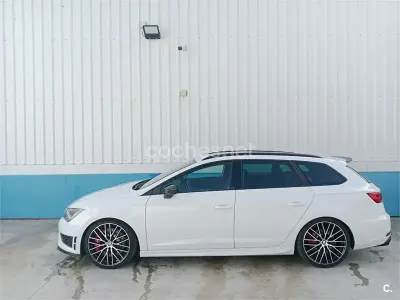 Usado Seat Leon ST CUPRA 290 CV (213 kW) 2016 Blanco Familiar