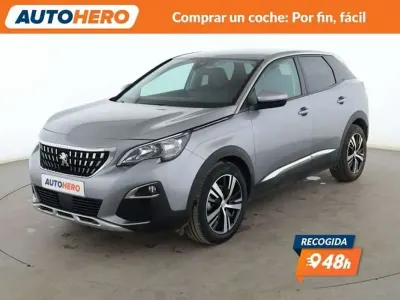 Usado Peugeot 3008 Allure 131 CV (96 kW) 2020 Gris SUV