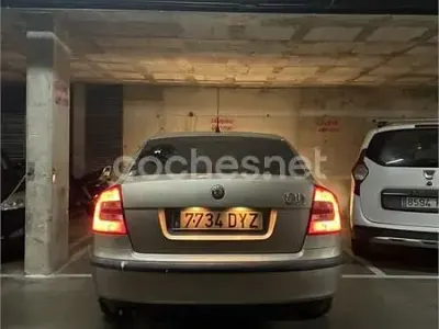 Usado Skoda Octavia Active 105 CV (77 kW) 2006 Beige Berlina