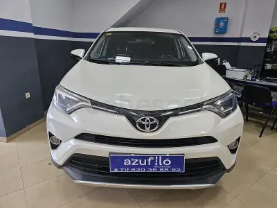 Usado Toyota RAV4 Advance 143 CV (105 kW) 2016 Blanco SUV
