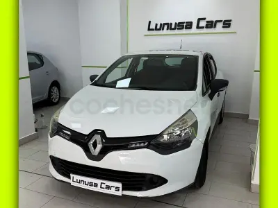 Usado Renault Clio IV Business 75 CV (55 kW) 2016 Blanco Berlina