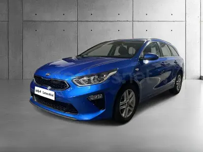 Usado Kia Ceed 120 CV (88 kW) 2023 Azul Utilitario
