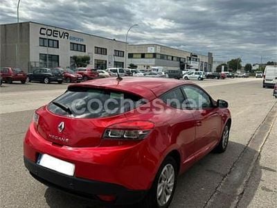 Usado Renault Mégane IV LIMITED 115 HP (84 kW) 2016 Vermelho Coupé