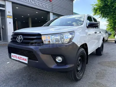 Usado Toyota HiLux 150 CV (110 kW) 2020 Blanco Pickup/Camioneta