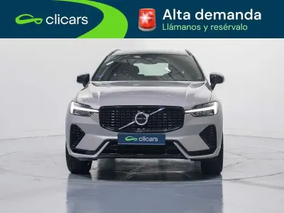 Usado Volvo XC60 Plus 253 CV (186 kW) 2022 Plateado SUV
