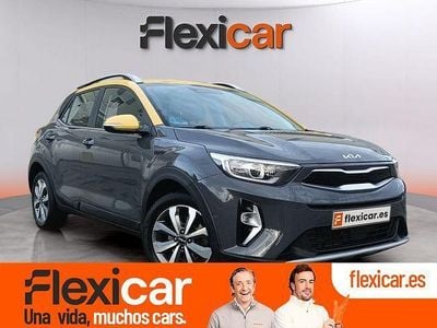 Usado Kia Stonic 120 CV (88 kW) 2021 Gris SUV