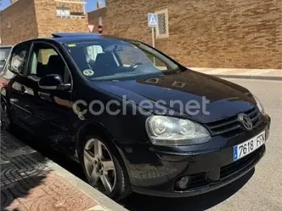 Usado VW Golf IV Highline 140 CV (102 kW) 2006 Negro Berlina