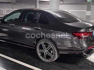 Usado Mercedes E300 306 CV (225 kW) 2020 Gris / plata Berlina