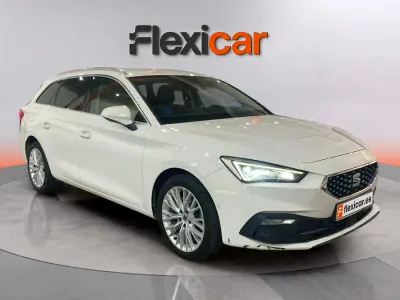 Usado Seat Leon XCELLENCE 205 CV (150 kW) 2021 Blanco Berlina