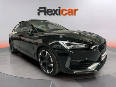Usado Cupra Leon 150 CV (110 kW) 2024 Negro Berlina