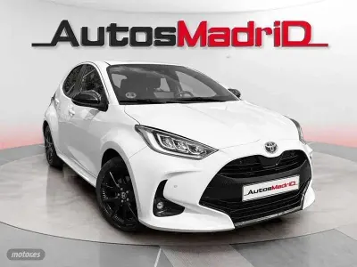 Usado Toyota Yaris Plus 116 CV (85 kW) 2022 Utilitario