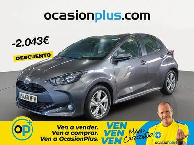 Usado Toyota Yaris Hybrid Active 116 CV (85 kW) 2024 Gris Berlina