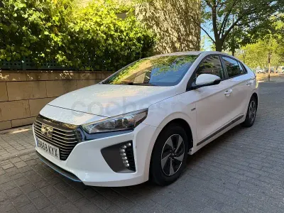Usado Hyundai Ioniq Style 141 CV (103 kW) 2018 Blanco Utilitario