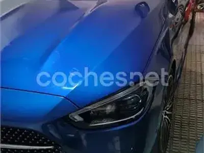 Usado Mercedes C220 200 CV (147 kW) 2022 Azul Familiar