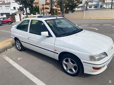 Usado Ford Escort Cabriolet 130 CV (95 kW) 1993 Blanco Descapotable