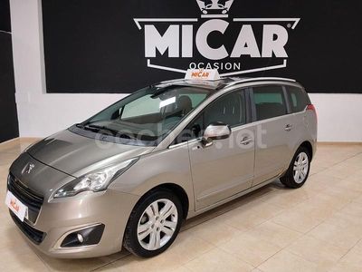 Marrón Usado 2015 Peugeot 5008 Access Monovolumen | 9499 € (Precio justo)