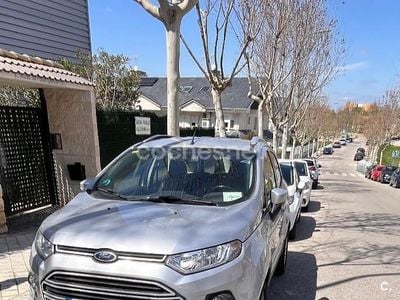 Gris / plata Usado 2016 Ford Ecosport Trend SUV | 9500 € (Precio justo)