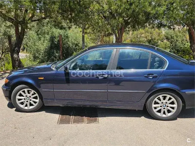 Usado BMW 320 150 CV (110 kW) 2004 Azul Berlina