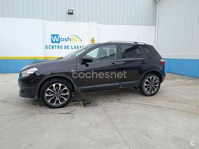 Usado Nissan Qashqai Visia 106 CV (77 kW) 2011 Negro SUV
