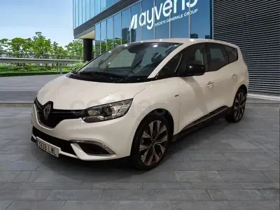 Usado Renault Grand Scénic LIMITED 140 CV (102 kW) 2022 Blanco Monovolumen