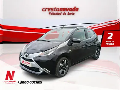 Usado Toyota Aygo X-cite 69 CV (50 kW) 2018 Negro Utilitario