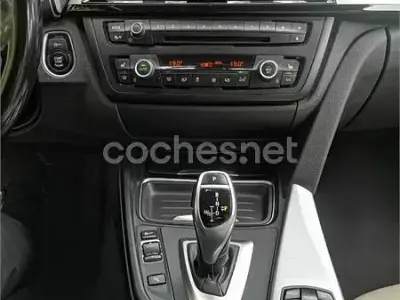 Usado BMW 320 184 CV (135 kW) 2014 Negro Familiar