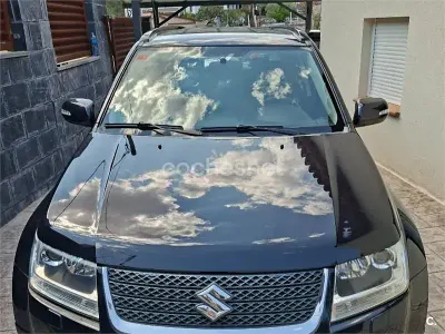 Usado Suzuki Grand Vitara 129 CV (94 kW) 2010 Negro SUV