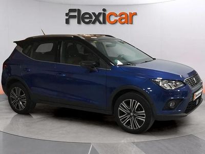 Usado Seat Arona Ecomotive 116 CV (85 kW) 2018 Azul SUV