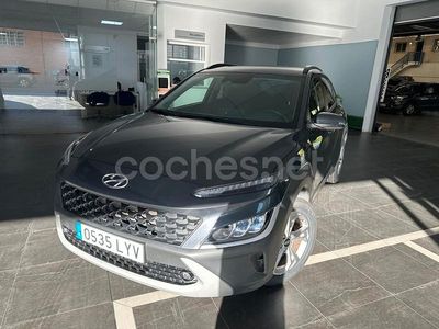 Usado Hyundai Kona 120 CV (88 kW) 2022 Gris / plata SUV