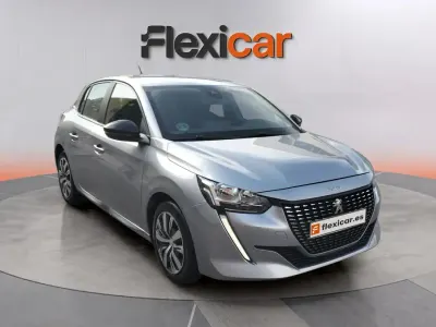 Usado Peugeot 208 Active 101 CV (74 kW) 2023 Gris Utilitario